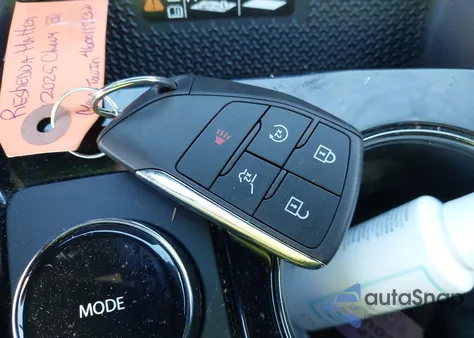 2025 Chevrolet Equinox Awd Rs from USA, damaged, VIN 3GNAXTEG6SL138582